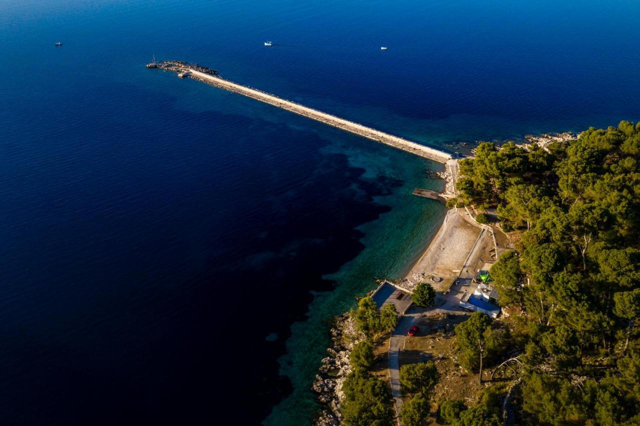 Vacation House Orange Veli Losinj Ngoại thất bức ảnh