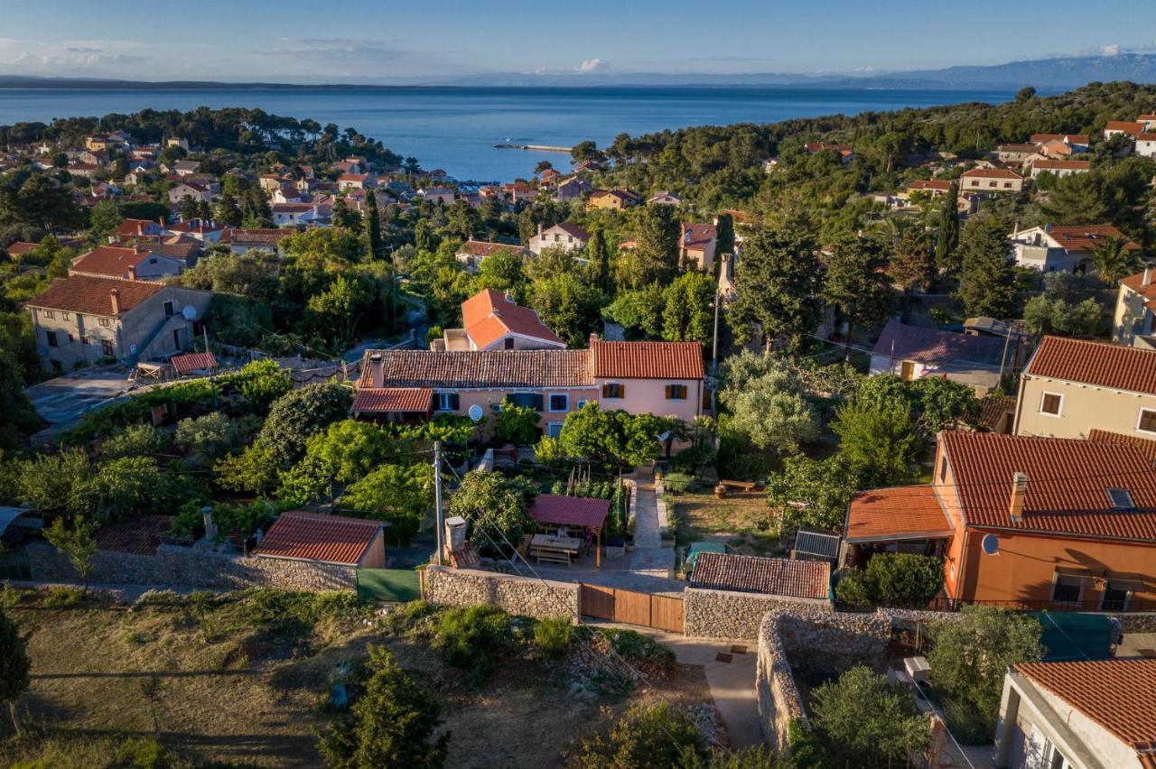 Vacation House Orange Veli Losinj Ngoại thất bức ảnh