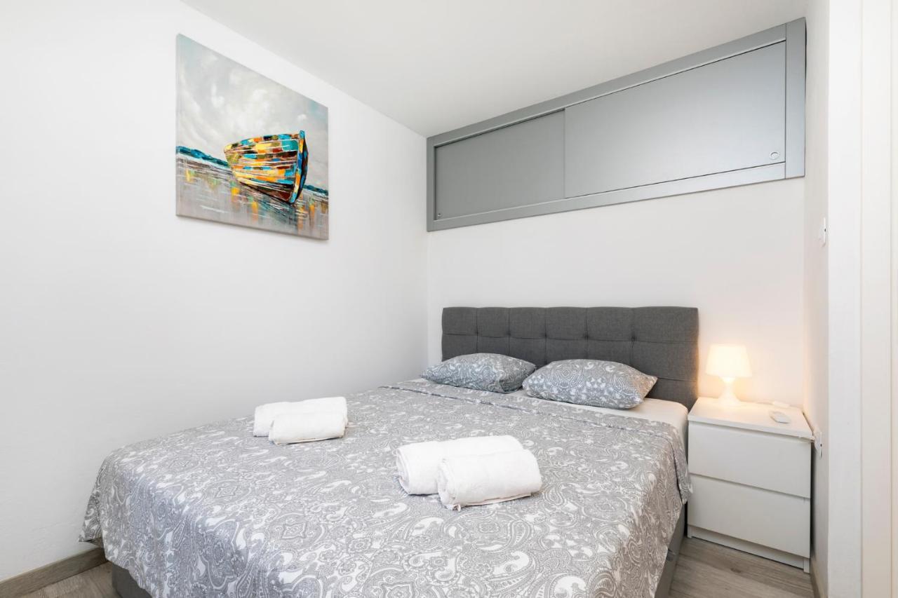 Vacation House Orange Veli Losinj Ngoại thất bức ảnh