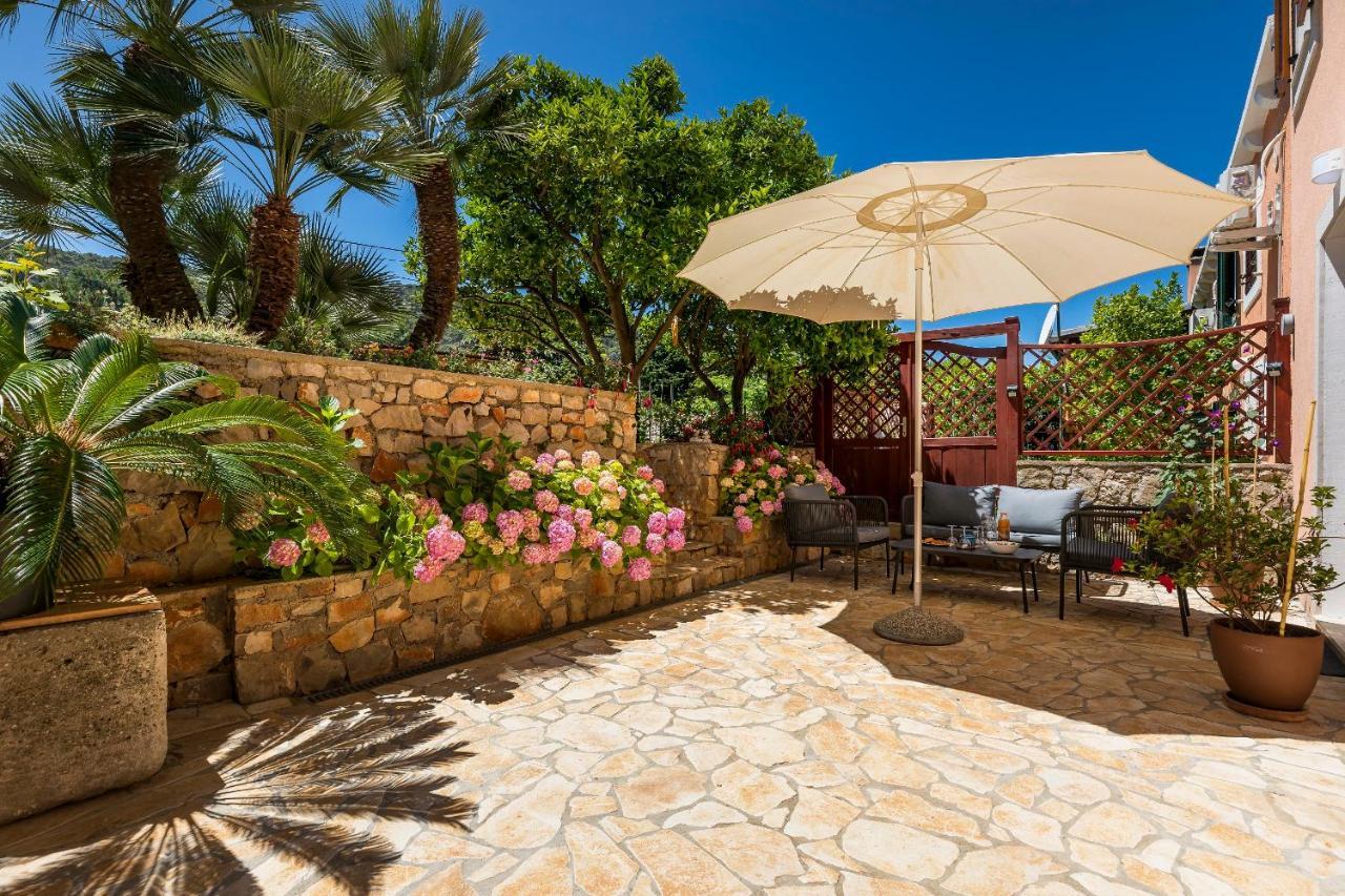 Vacation House Orange Veli Losinj Ngoại thất bức ảnh